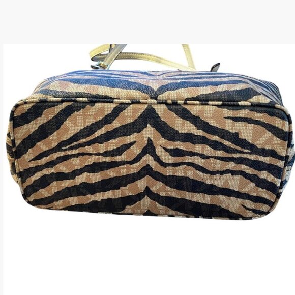 MICHAEL Michael Kors Vintage Tiger Print Animal Print Tote EUC - Picture 5 of 15